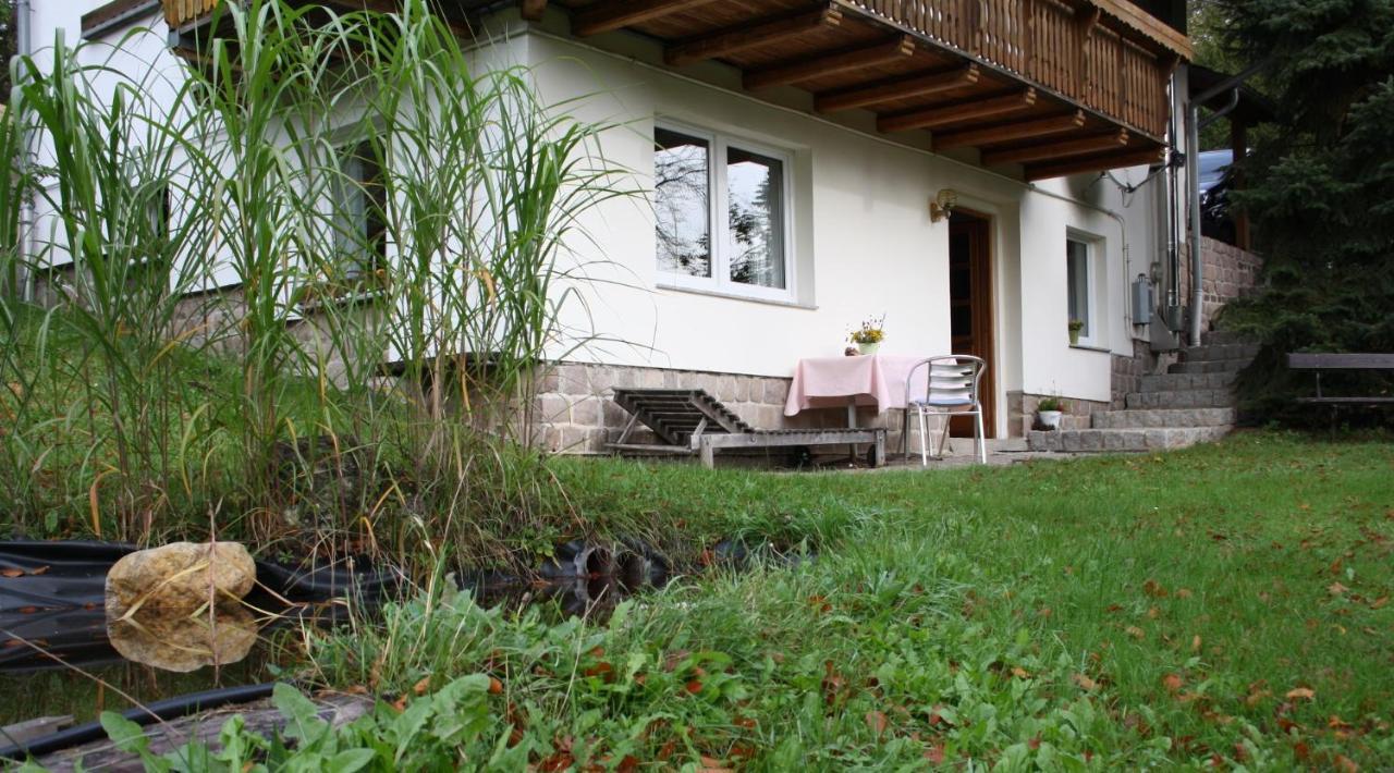 Ferienhaus "Am Schleifenbach" Saalfeld Saale Exterior foto
